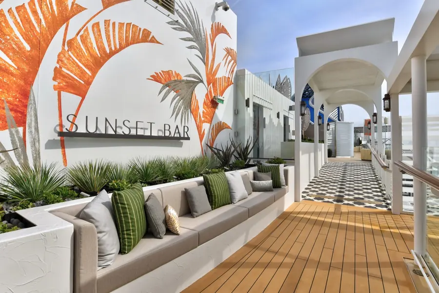Why Choose Celebrity Cruises? 7 Reasons It’s the Best Luxury Cruise Line